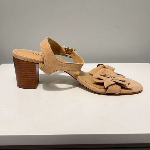 Talbots Women's Blush Tan Strappy Flower Buckle Heel Sandals Size 6.5 - Picture 6 of 11